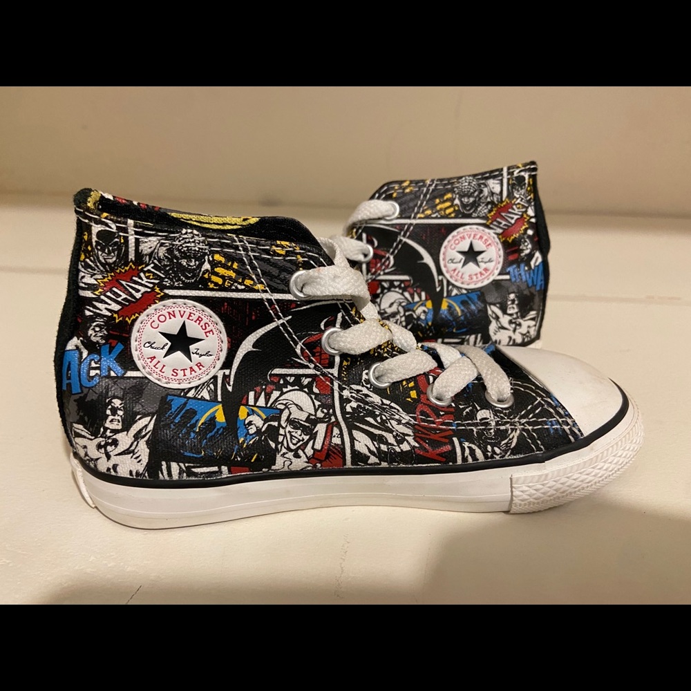 Boys Converse Batman shoes size 10